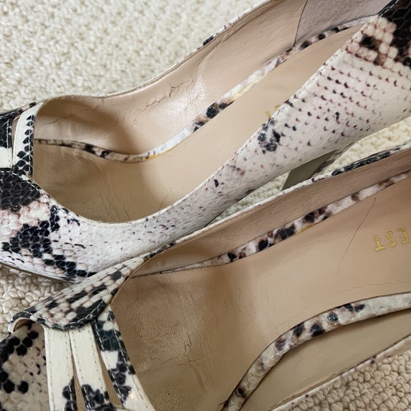 Nine West - faux snake skin heels - Picture 10 of 10